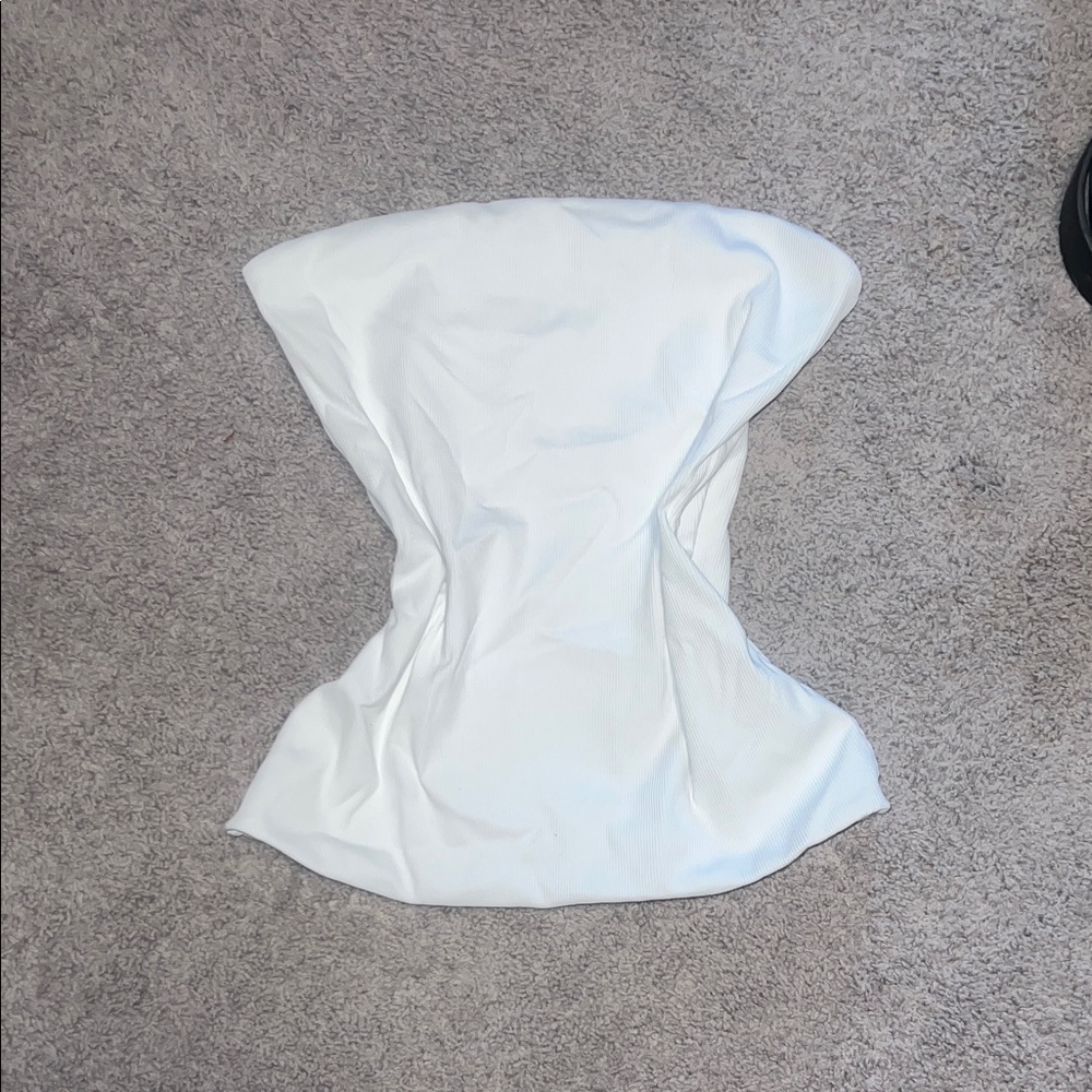 Aritzia Contour White Ribbed Strapless Tube Top
